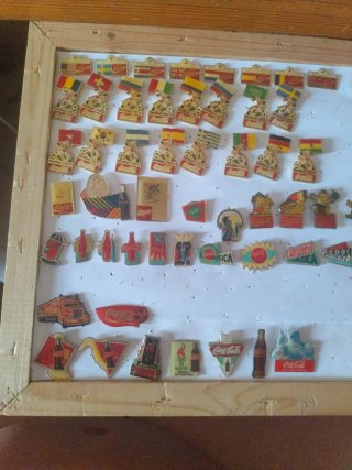 Collezione di spille Coca-Cola