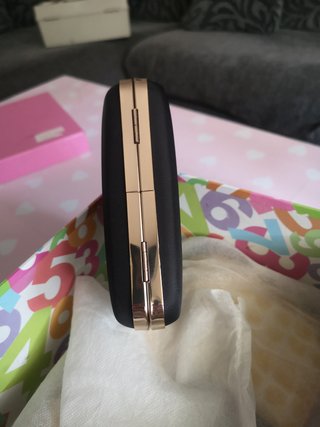 Bolso Hugo Boss Negro y Dorado