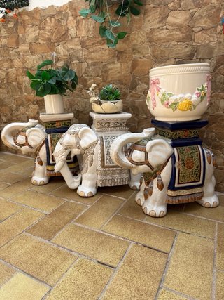Elefante Cerámica Decorativo con Plataforma