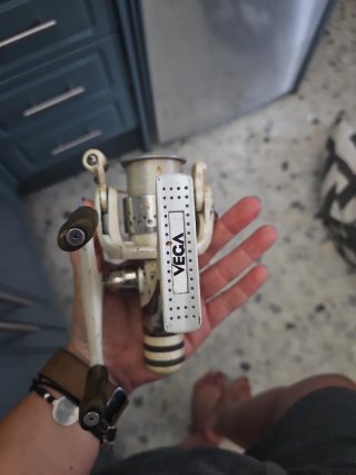 Carrete de pesca KYRON