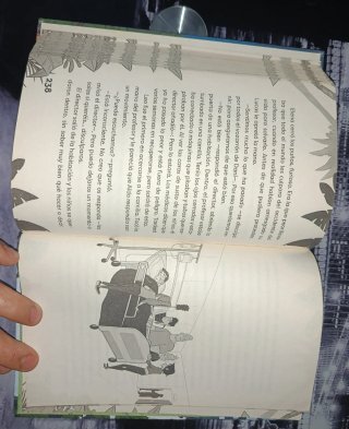 Libro Jurasico Total 1 Perdidos sin wifi Alfaguara