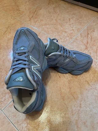 Zapatillas New Balance Gris Usadas 1 Vez
