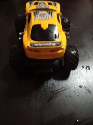 Coche de juguete