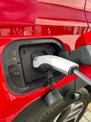 Hyundai Tucson PHEV Tecno – Híbrido Enchufable – 2