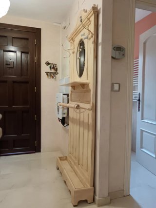 Mueble de entrada vintage con espejo