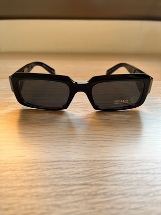 Gafas de sol Prada SPR 27Z Negras