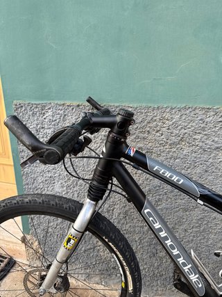 Bicicleta Cannondale F800 Negra