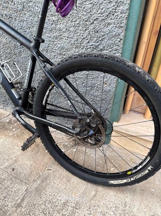 Bicicleta Cannondale F800 Negra