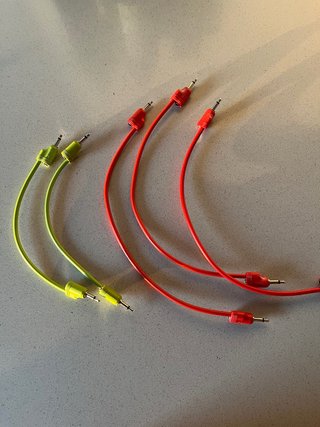 Cables Sintetizador Modular (2x Amarillo, 3x Rojo)