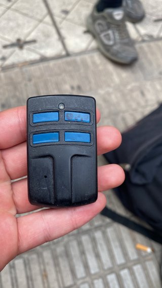 Mando a distancia universal 4 botones