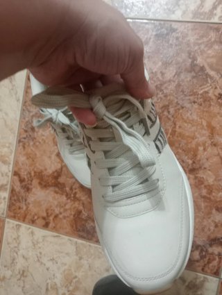 Zapatillas J'hayber mujer beige y blancas