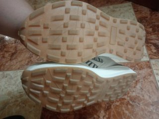 Zapatillas J'hayber mujer beige y blancas