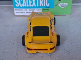SCALEXTRIC PORSCHE 911 CARRERA RS