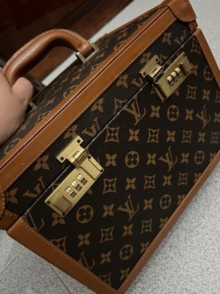 Neceser Cofre Louis Vuitton