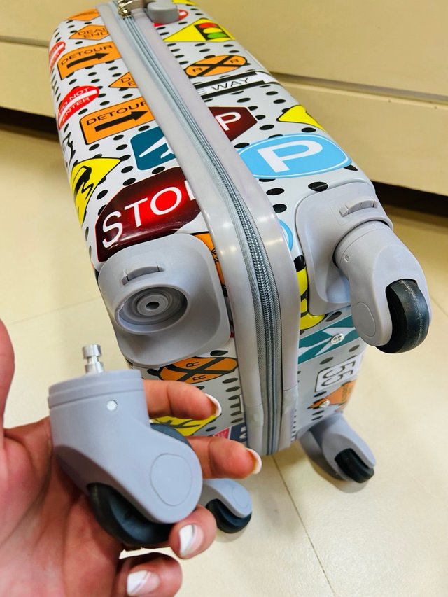 Maleta Diseño Señales Tráfico Nueva