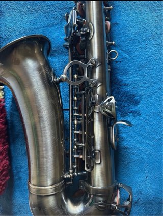 Saxofón LGX Estilo Gótico PRECIO NEGOCIABLE
