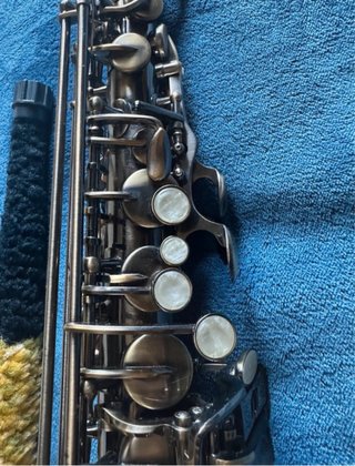 Saxofón LGX Estilo Gótico PRECIO NEGOCIABLE