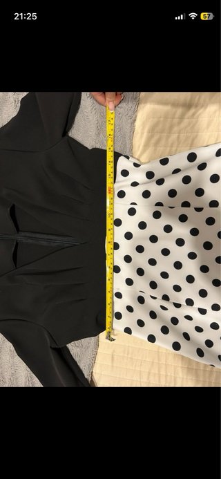 Vestido midi  lunares blanco/negro sin estrenar .