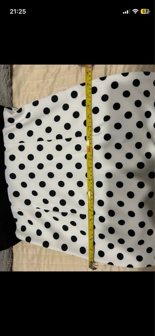 Vestido midi  lunares blanco/negro sin estrenar .