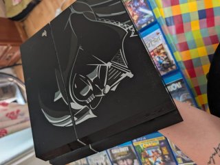 PS4 1TB Edición Limitada Star Wars