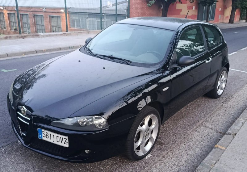Alfa Romeo 147 2006 - foto 1