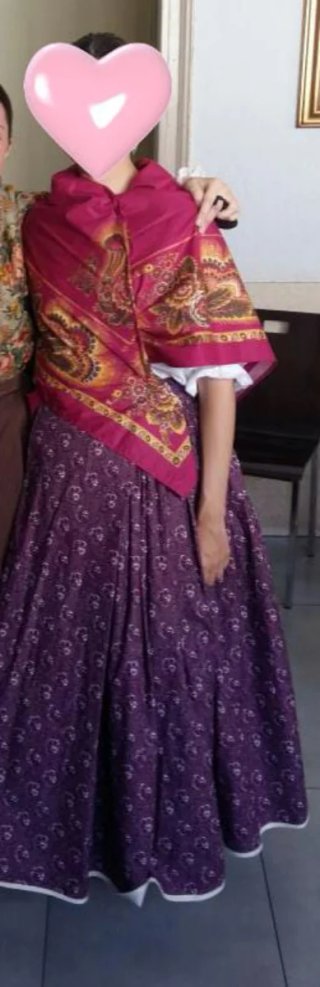 Ropa baturra de San Jorge