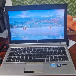 HP Elitebook Portátil Plata y Negro