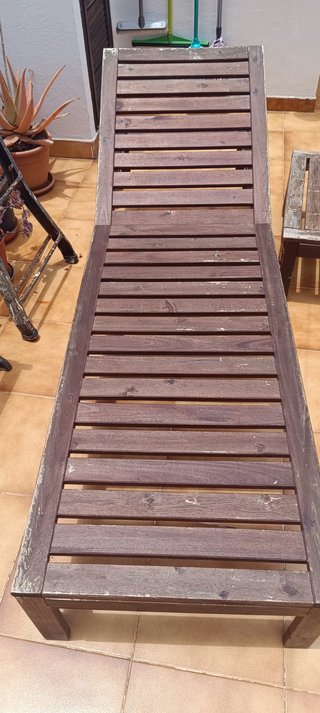 Conjunto jardín madera: 2 tumbonas y mesa