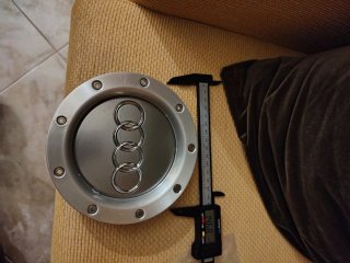 Tapacubos Audi Nuevo uno