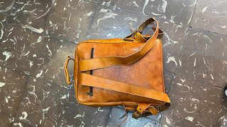 Mochila Cuero 100% Negra Auténtico