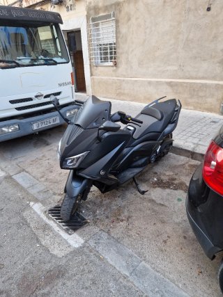 Yamaha TMAX 530 Scooter Negro