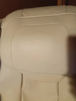 Sillón Masaje Real Madrid Beige/Blanco