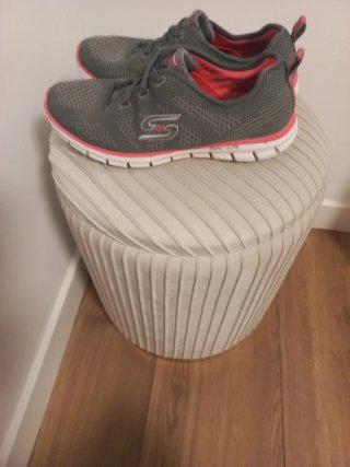 Zapatillas Skechers Mujer Gris y Rosa