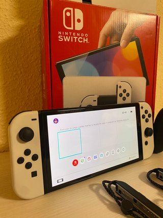 Nintendo Switch OLED Blanca y Negra