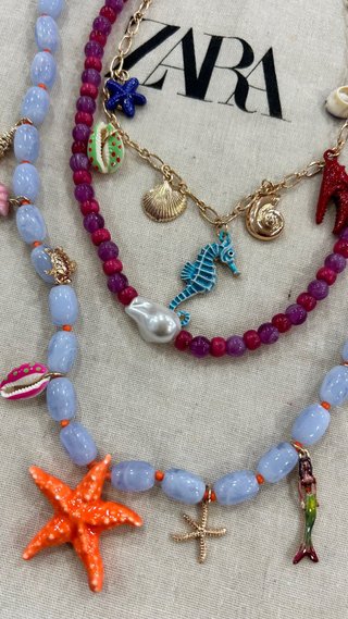 Collar verano con abalorios y charms