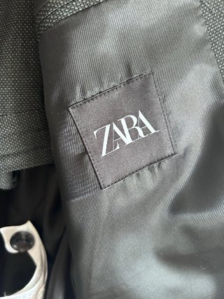 Traje Zara Gris
