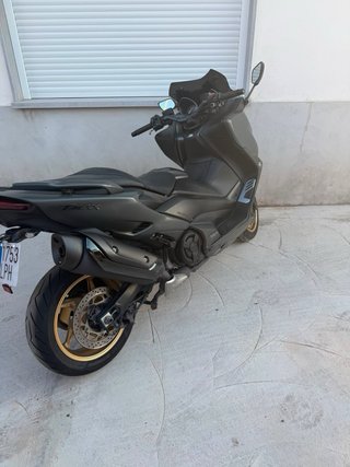 Yamaha TMAX 560 Tech Max 2021