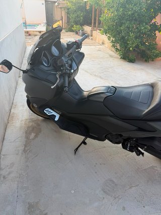 Yamaha TMAX 560 Tech Max 2021