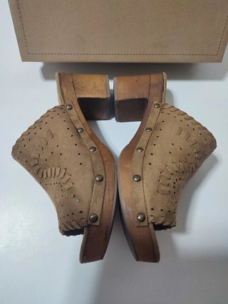 Zuecos Corina Talla 39