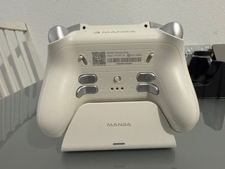 Mando MANBA One blanco