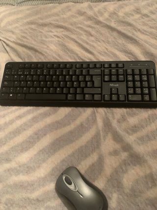 Teclado y ratón inalámbricos Microsoft