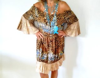 Abito Antica Sartoria con collana