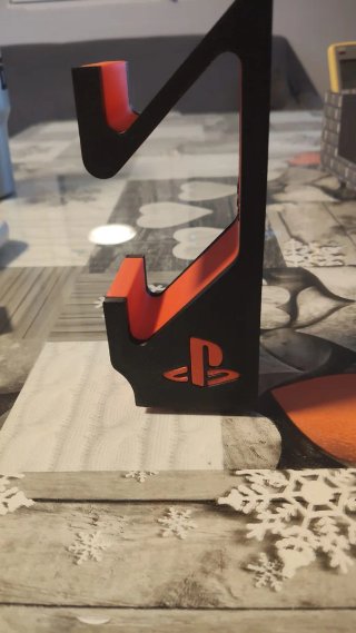 Soporte Mando PS5 Negro y Rojo