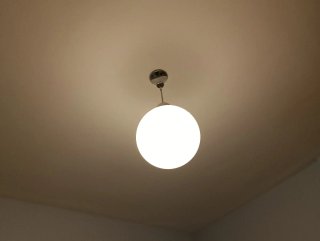 Lámparas de techo madera, ceramica y cristal.