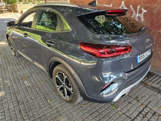 KIA XCeed Híbrido Enchufable PHEV muy Nuevoaño 202