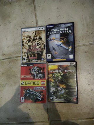 Videojuegos PlayStation 2 y 3  Lote entero 30€