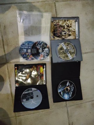 Videojuegos PlayStation 2 y 3  Lote entero 30€