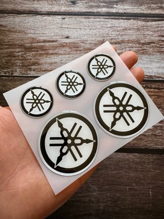 5 EMBLEMAS YAMAHA 3D LOGO MT07 MT09 NMAX TMAX JOG