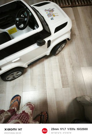 Coche teledirigido infantil blanco