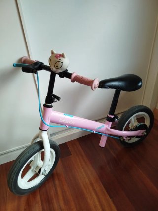 Bici sin pedales niña